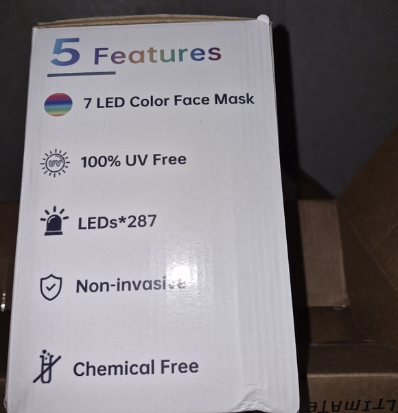 LED Face Mask Light Therapy Device - Picture 3 of 4